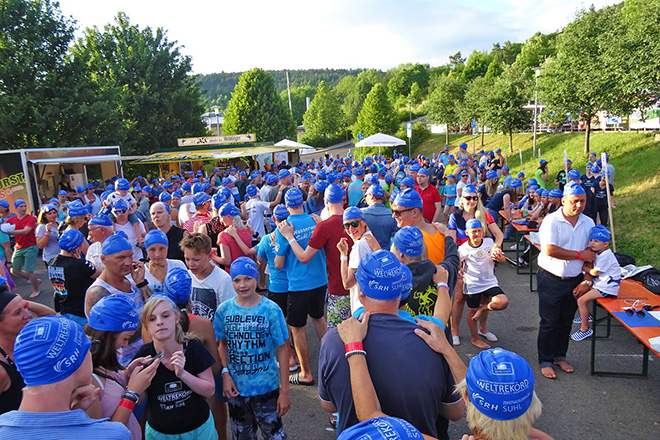 24 Stunden Schwimmen in Meiningen 2017