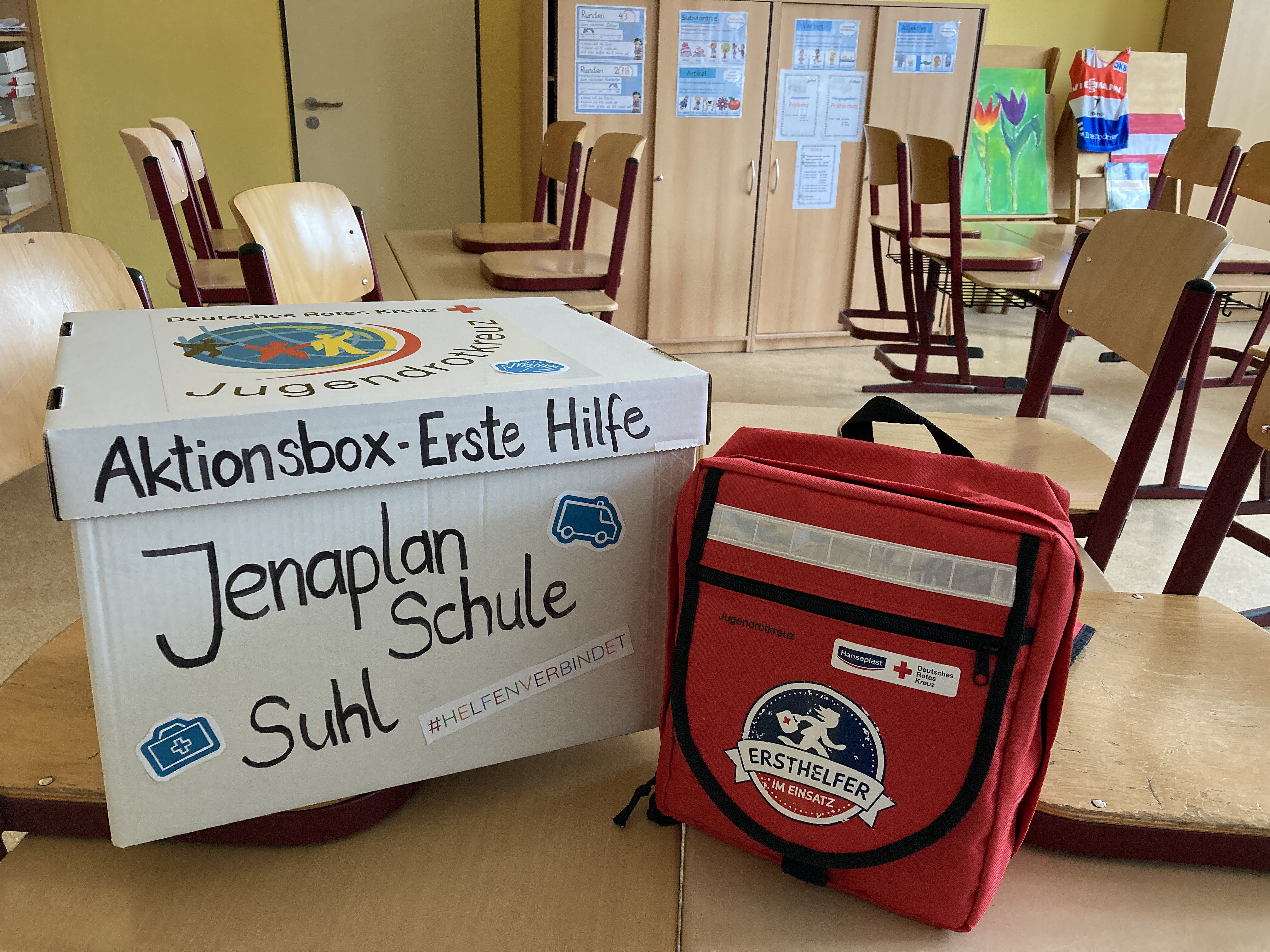 gut gefüllt- Erste-Hilfe-Box und Sanitätsrucksack